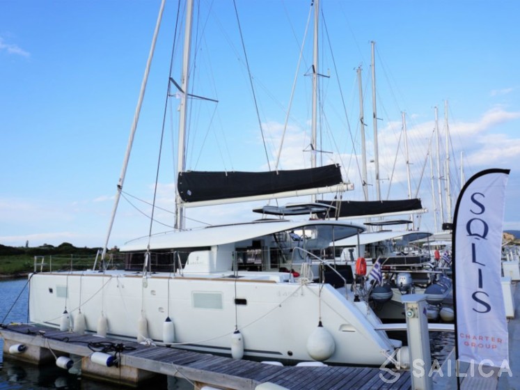 Lagoon 450 S - 4 + 2 cab. - Yacht Charter Sailica