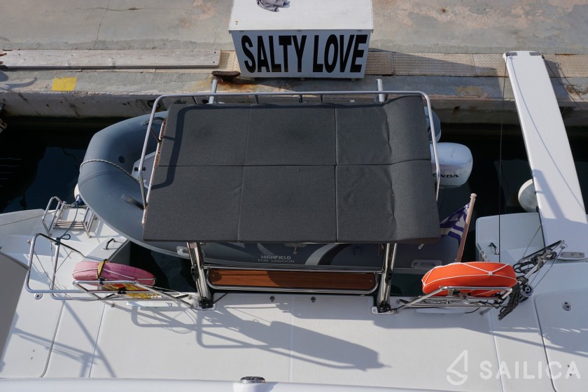 Lagoon 450 S - 4 + 2 cab. - Yacht Charter Sailica