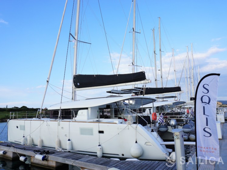 Lagoon 450 S - 4 + 2 cab. - Yacht Charter Sailica