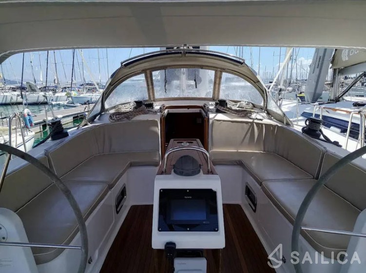 Bavaria 46 Cruiser - Yacht Charter Sailica