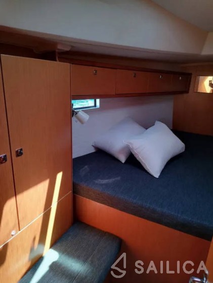 Bavaria 46 Cruiser - Yacht Charter Sailica