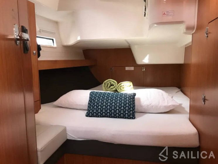Bavaria 51 Cruiser - Yacht Charter Sailica