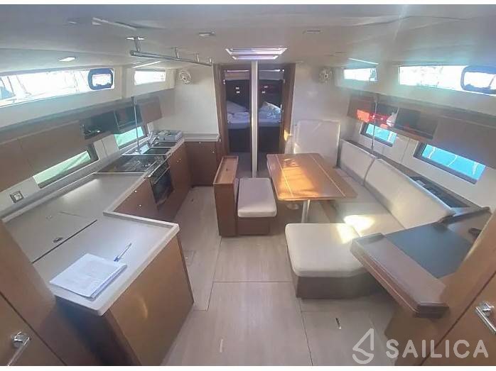 Oceanis 46.1 - Yacht Charter Sailica