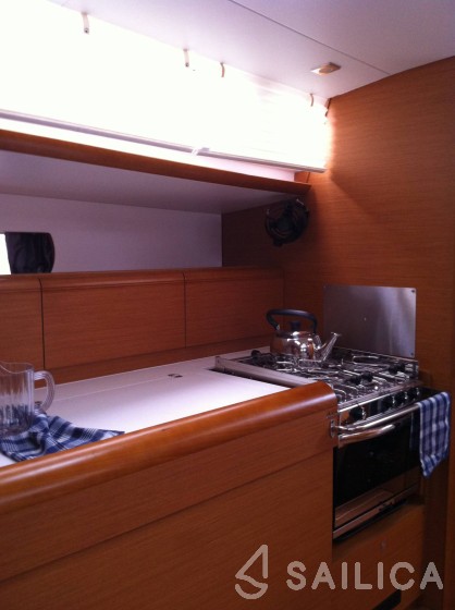 Sun Odyssey 469 - Yacht Charter Sailica