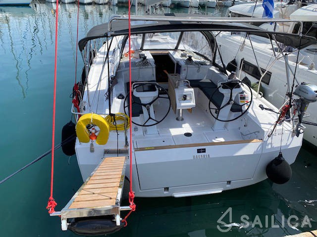 Bavaria C42 - Yacht Charter Sailica