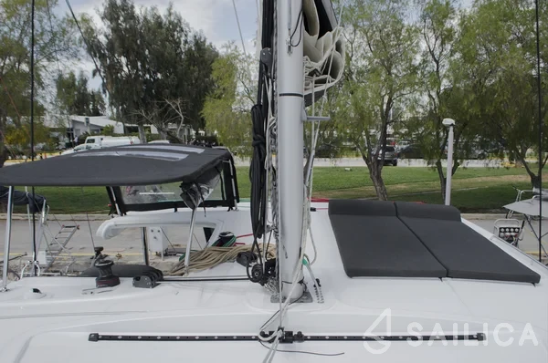 Lagoon 40 - Yacht Charter Sailica