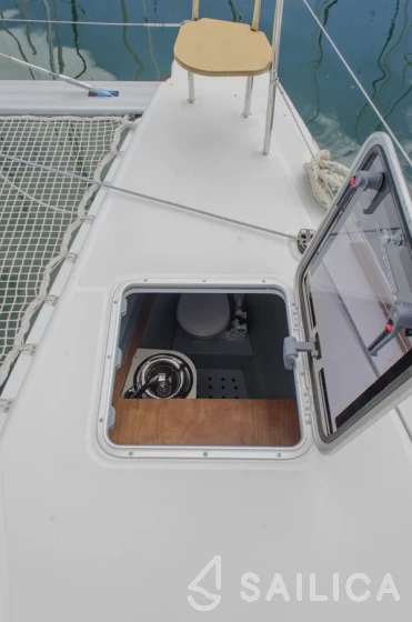 Lagoon 40 - Yacht Charter Sailica