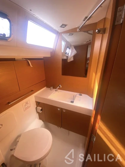 Sun Odyssey 479 - Yacht Charter Sailica