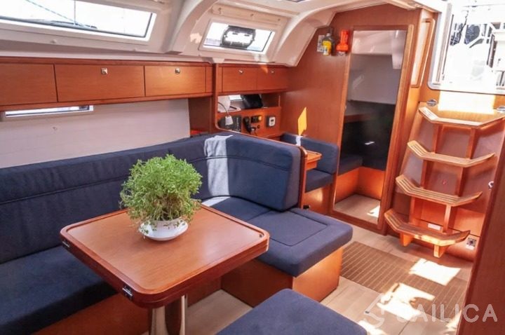 Bavaria 41 Cruiser - Yacht Charter Sailica