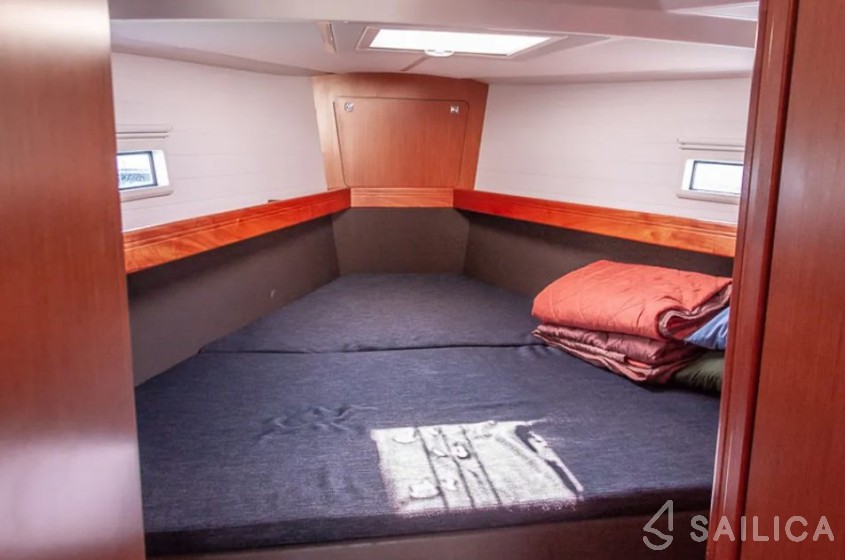 Bavaria 41 Cruiser - Yacht Charter Sailica