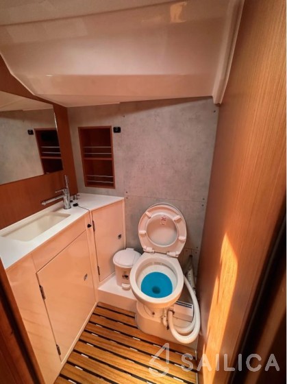 Bavaria Cruiser 56 - Yacht Charter Sailica