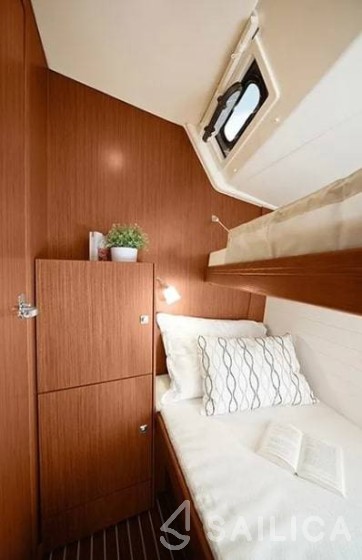 Bavaria 51 Cruiser - Yacht Charter Sailica