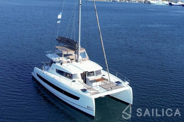 Bali 4.2 - Yacht Charter Sailica