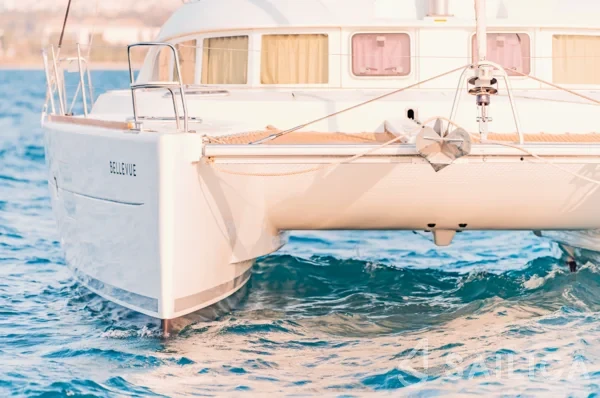 Lagoon 380 S2 - Yacht Charter Sailica