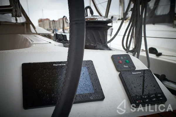 Sun Odyssey 519 - Yacht Charter Sailica