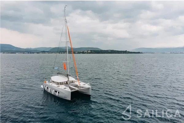 Excess 11 - Yacht Charter Sailica