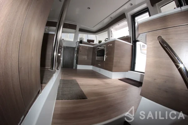 Bali 4.2 - Yacht Charter Sailica