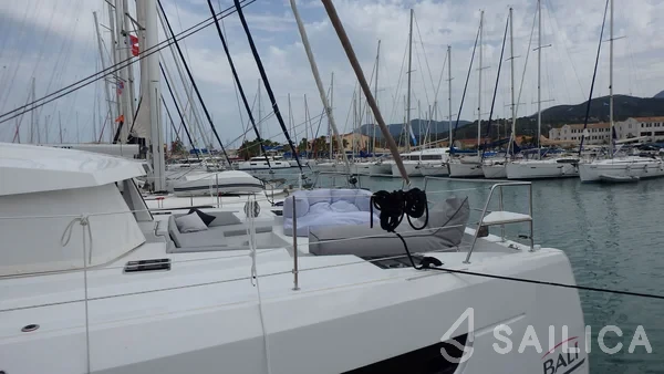 Bali 4.2 - Yacht Charter Sailica