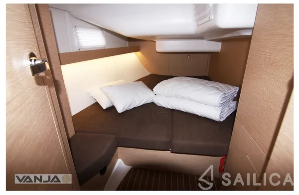 Elan 45 Impression - Yacht Charter Sailica