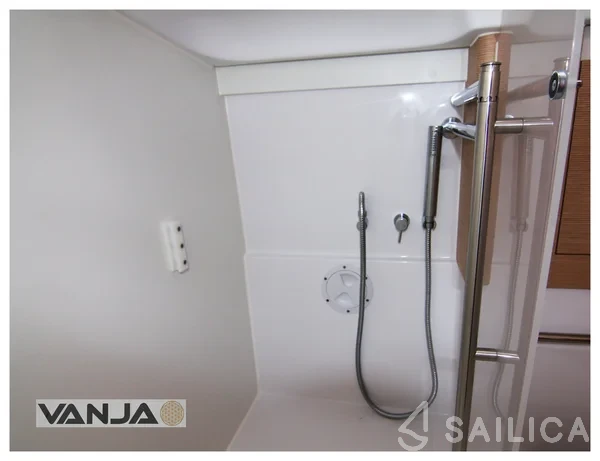 Elan 45 Impression - Yacht Charter Sailica
