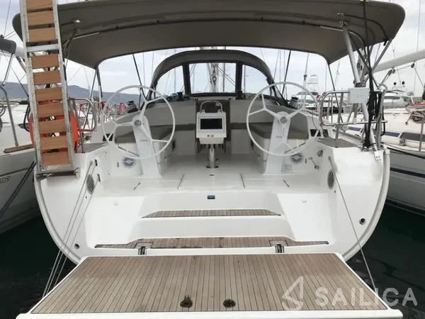 Bavaria 46 Cruiser - Yacht Charter Sailica