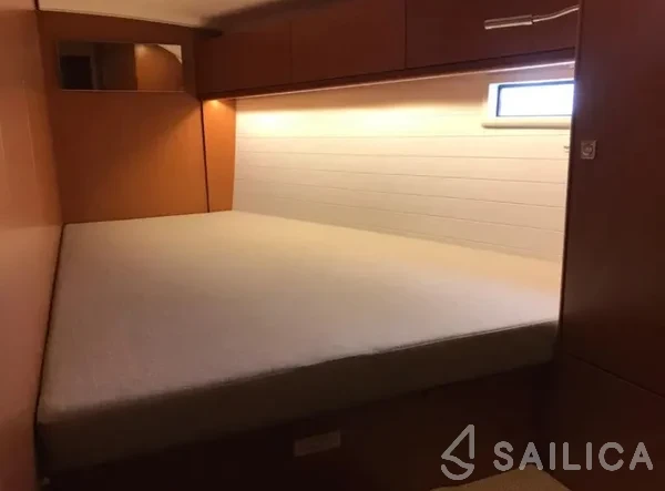 Bavaria 46 Cruiser - Yacht Charter Sailica