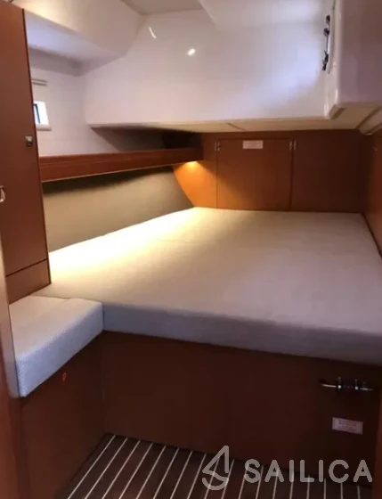 Bavaria 46 Cruiser - Yacht Charter Sailica