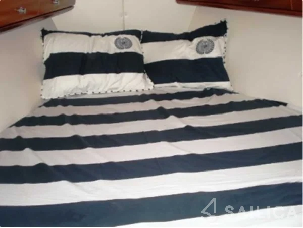 Bavaria C38 - Yacht Charter Sailica