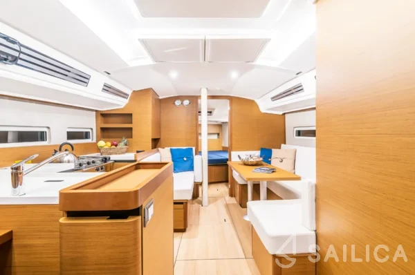 Sun Odyssey 410 - Yacht Charter Sailica