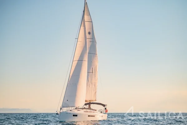 Sun Odyssey 410 - Yacht Charter Sailica