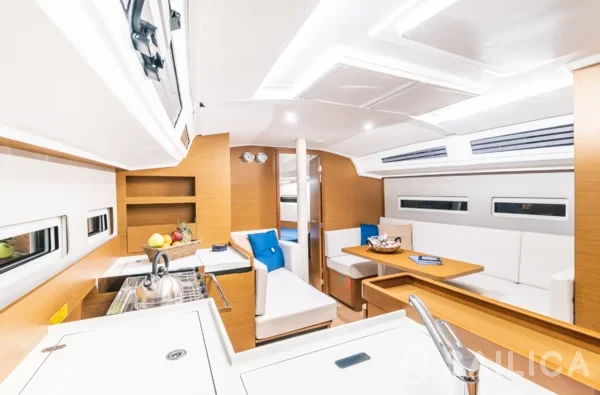 Sun Odyssey 410 - Yacht Charter Sailica