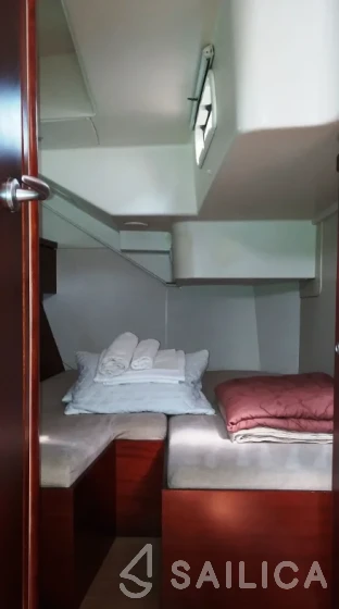 Hanse 540e - Yacht Charter Sailica