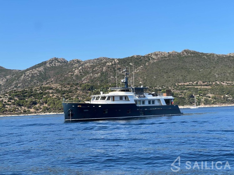 Motoryacht - Yacht Charter Sailica