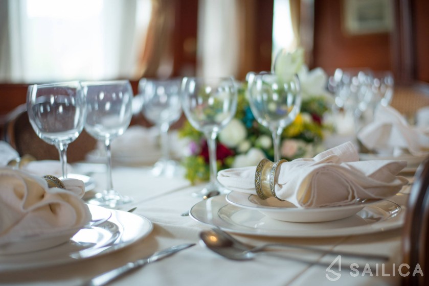 Gulet - Yacht Charter Sailica