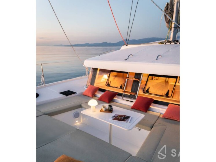 Bali 4.0 - Yacht Charter Sailica