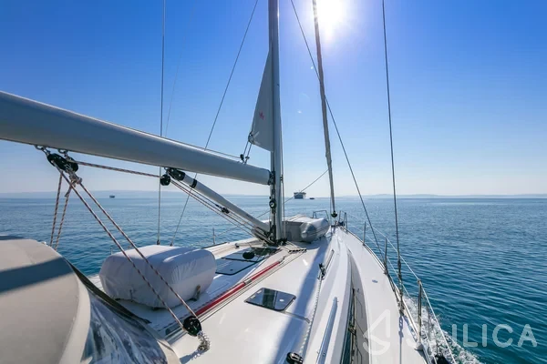 Bavaria 46 Cruiser - Yacht Charter Sailica