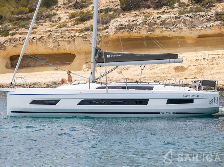 Dufour 41 - Yacht Charter Sailica