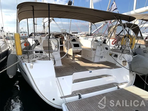 Bavaria 46 Cruiser - Yacht Charter Sailica