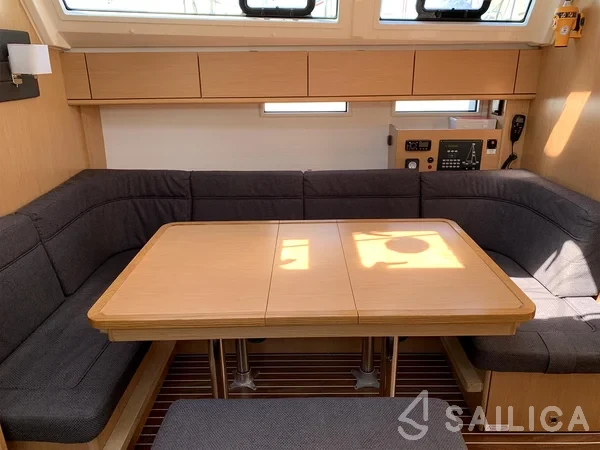 Bavaria 46 Cruiser - Yacht Charter Sailica