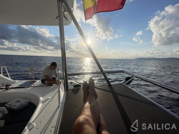 Lagoon 380 S2 - Yacht Charter Sailica