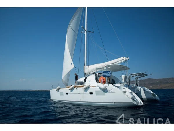 Lagoon 380 S2 - Yacht Charter Sailica