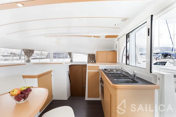 Lagoon 380 S2 - Yacht Charter Sailica