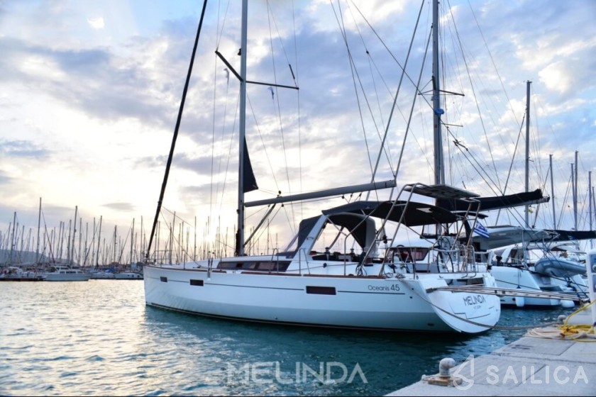 Oceanis 45 - Yacht Charter Sailica