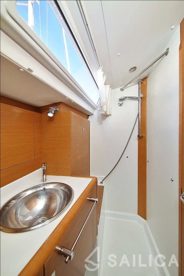 Sun Odyssey 449 - Yacht Charter Sailica