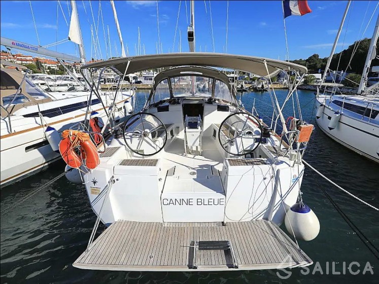 Sun Odyssey 449 - Yacht Charter Sailica