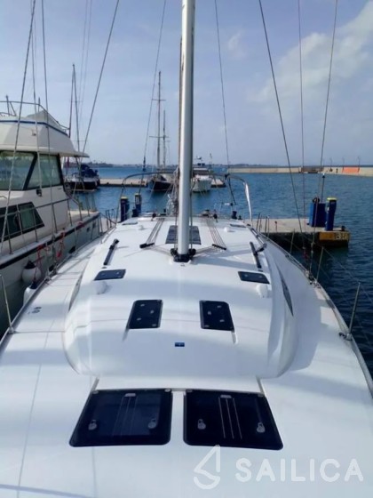Bavaria 51 Cruiser - Yacht Charter Sailica