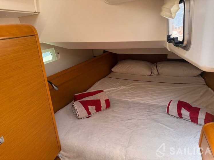 Sun Odyssey 449 - Yacht Charter Sailica