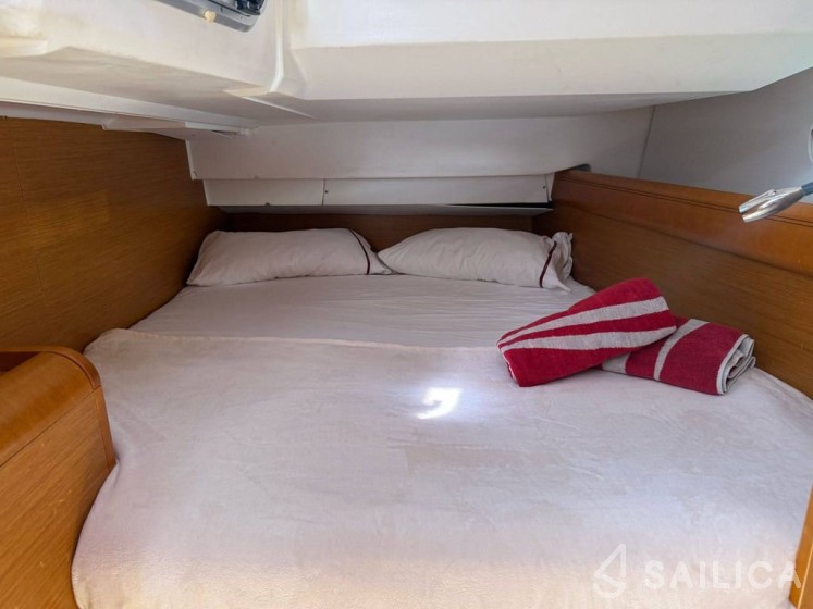 Sun Odyssey 449 - Yacht Charter Sailica
