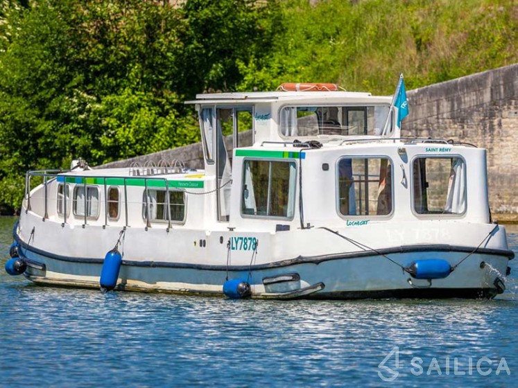 Pénichette 1107 - Yacht Charter Sailica