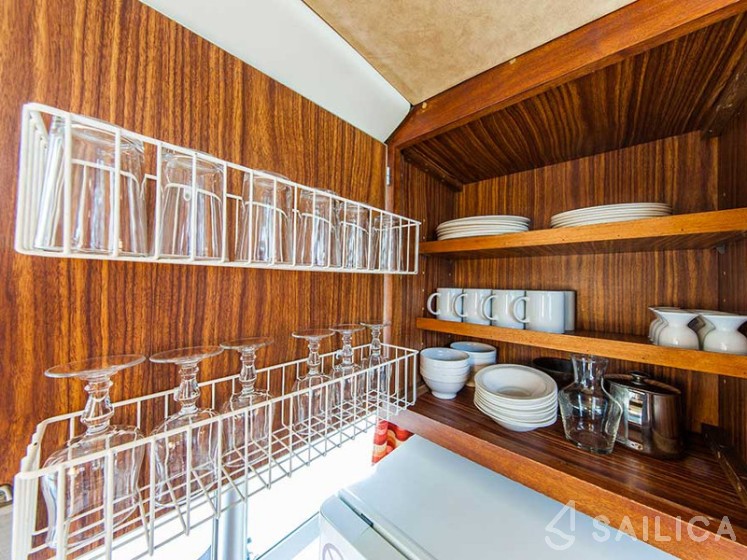 Pénichette 1120 - Yacht Charter Sailica